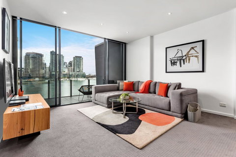 Docklands Private Collection - NEWQUAY - Goulburn Accommodation 14