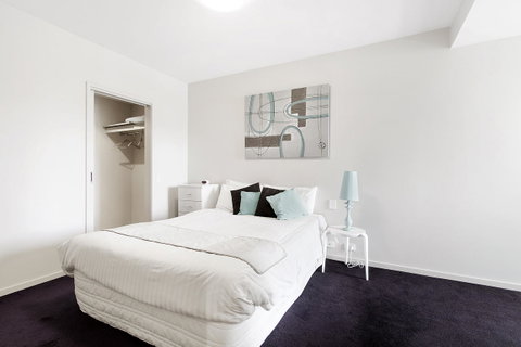 Docklands Private Collection - NEWQUAY - Goulburn Accommodation 37