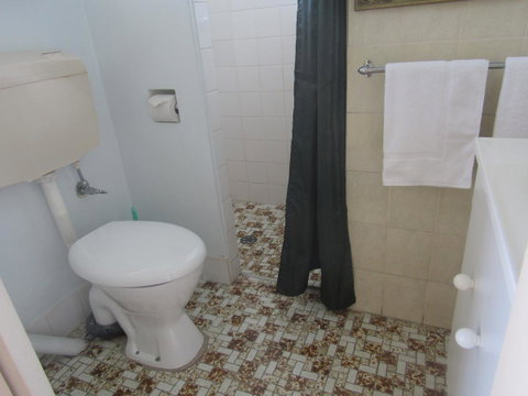 Twin City Motor Inn - Goulburn Accommodation 37