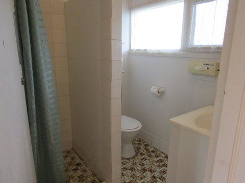 Twin City Motor Inn - Goulburn Accommodation 11