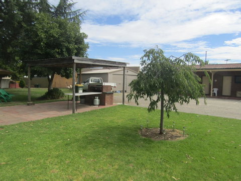 Twin City Motor Inn - Goulburn Accommodation 9