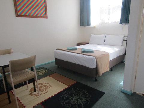 Twin City Motor Inn - Goulburn Accommodation 17