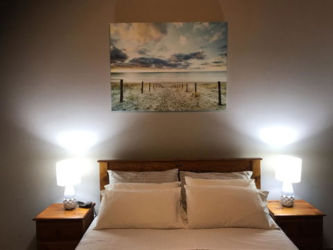 Day Dream Cottage - Goulburn Accommodation 15