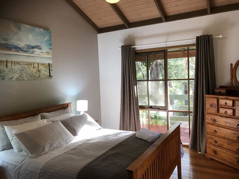 Day Dream Cottage - Goulburn Accommodation 18