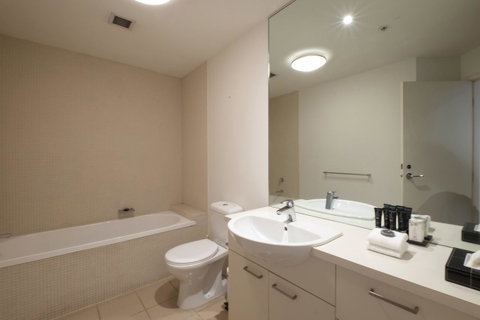 ACD Apartments - Goulburn Accommodation 40