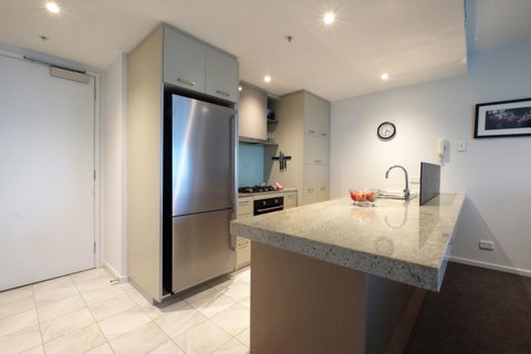 ACD Apartments - Goulburn Accommodation 20
