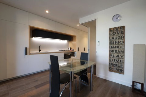 ACD Apartments - Goulburn Accommodation 27