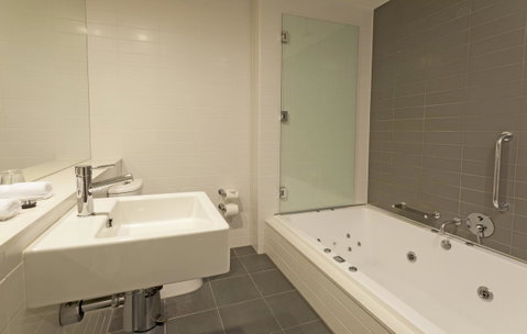 Causeway 353 Hotel - Goulburn Accommodation 9