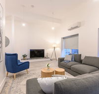 Unique 3 Bedroom Central CBD Townhouse - Goulburn Accommodation
