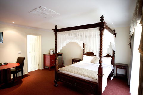 Sanctuary House Resort Motel - Goulburn Accommodation 4