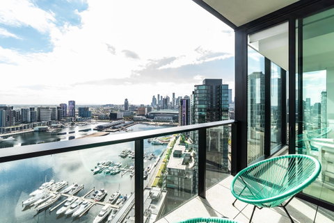 Melbourne Private Apartments - Collins Wharf Waterfront, Docklands - Goulburn Accommodation 2