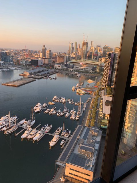 Melbourne Private Apartments - Collins Wharf Waterfront, Docklands - Goulburn Accommodation 10