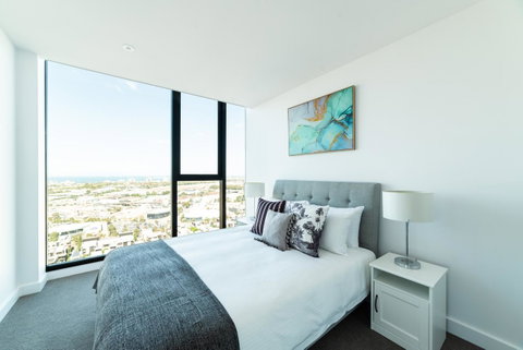 Melbourne Private Apartments - Collins Wharf Waterfront, Docklands - Goulburn Accommodation 9