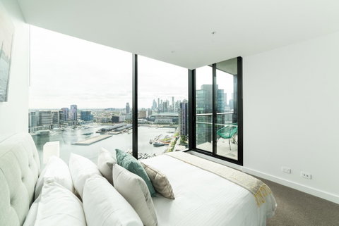 Melbourne Private Apartments - Collins Wharf Waterfront, Docklands - Goulburn Accommodation 0