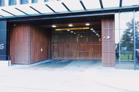 Riverside Docklands S Collection - Goulburn Accommodation 13