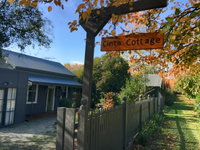 Book Loch Accommodation Vacations Goulburn Accommodation Goulburn Accommodation