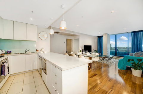 Signature Waterfront Apartments - Goulburn Accommodation 11