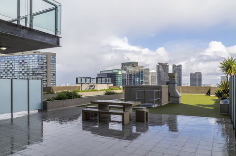 Signature Waterfront Apartments - Goulburn Accommodation 36