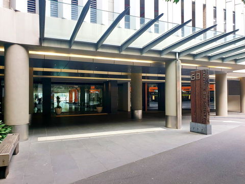Signature Waterfront Apartments - Goulburn Accommodation 37