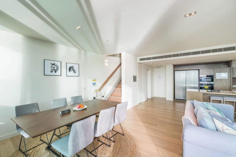 Waterfront 3 Bedroom Luxury Home Victoria Harbour - Goulburn Accommodation 5