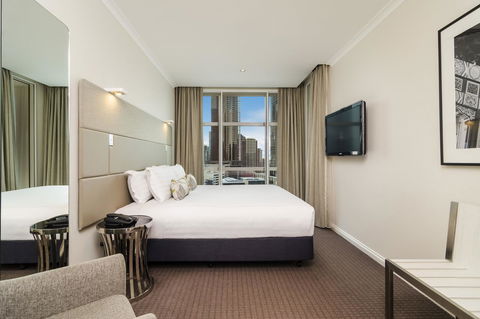 Clarion Suites Gateway - Goulburn Accommodation 10