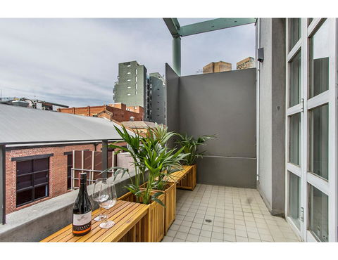 Sophisticated Modern 3 Bed Home In Foodie Paradise - Goulburn Accommodation 9