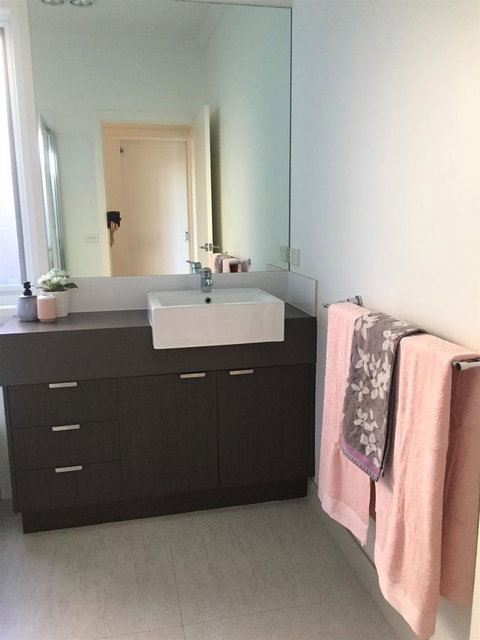 Tamara Temptation - Goulburn Accommodation 15