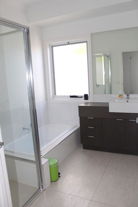 Tamara Temptation - Goulburn Accommodation 16