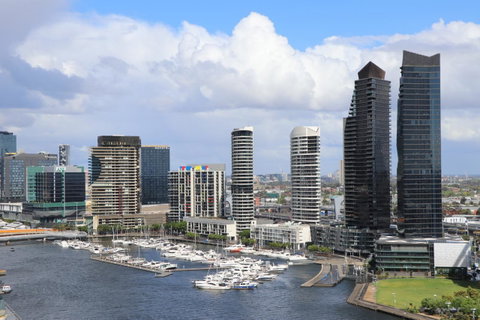 Pars Apartments - Collins Wharf Waterfront, Docklands - Goulburn Accommodation 11