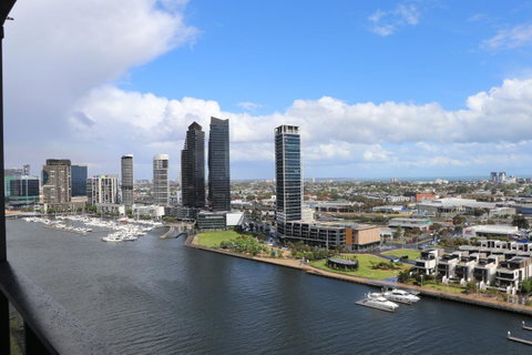Pars Apartments - Collins Wharf Waterfront, Docklands - Goulburn Accommodation 10