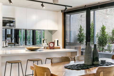 Stylish Apartment In Unique Church Development - Goulburn Accommodation 7