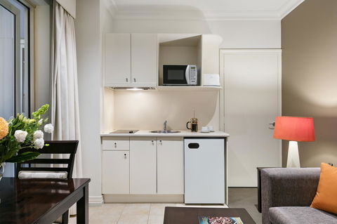 Comfort Hotel Melbourne Central - Goulburn Accommodation 7