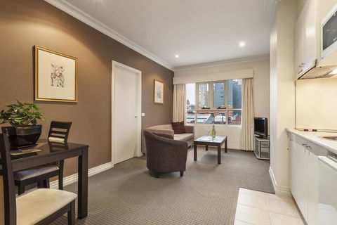 Comfort Hotel Melbourne Central - Goulburn Accommodation 12