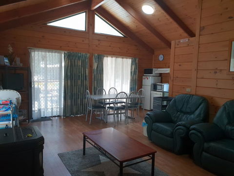 Kiramli Villas - Goulburn Accommodation 5