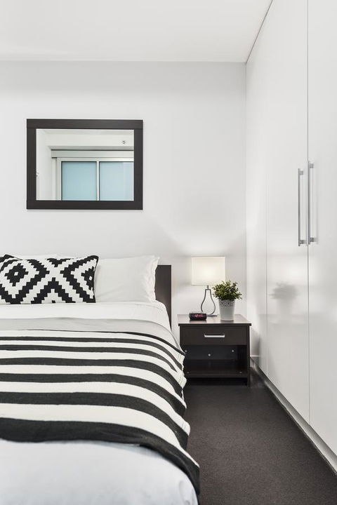 Docklands Private Collection - City Harbour Apartments - Goulburn Accommodation 23