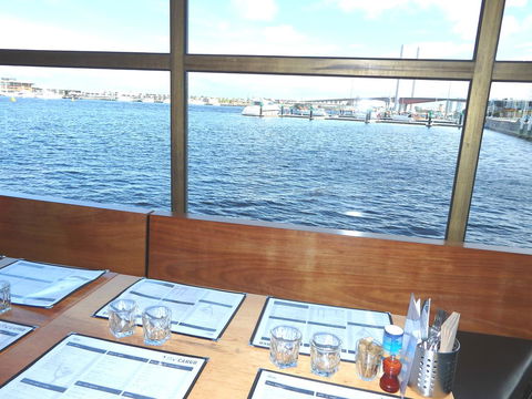Docklands Private Collection - City Harbour Apartments - Goulburn Accommodation 22