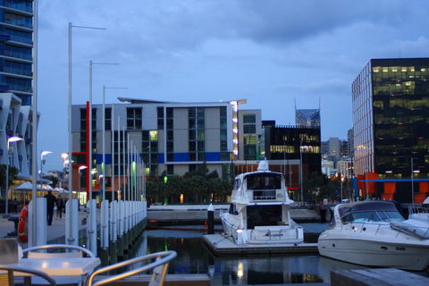 Docklands Private Collection - City Harbour Apartments - Goulburn Accommodation 31