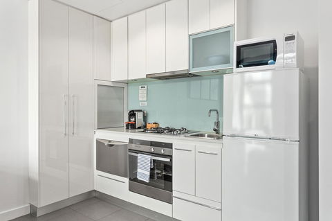 Docklands Private Collection - City Harbour Apartments - Goulburn Accommodation 6