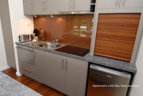Seascape Accommodation - Goulburn Accommodation 3