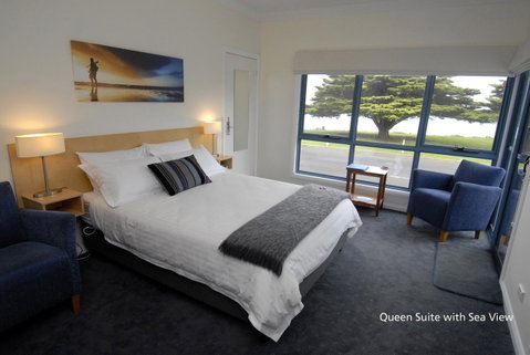 Seascape Accommodation - Goulburn Accommodation 4