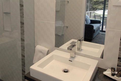 Seascape Accommodation - Goulburn Accommodation 11