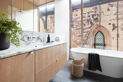 Converted Blue Stone Church - Goulburn Accommodation 21