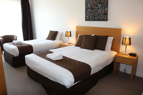 Bairnsdale International - Goulburn Accommodation 12