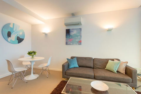 Wyndel Apartments - St Kilda Views - Goulburn Accommodation 7