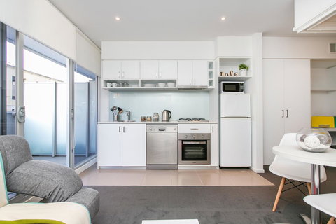 Complete Host The River Apartments - Goulburn Accommodation 0