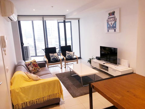 Trendy City Pad Melbourne - Goulburn Accommodation 5
