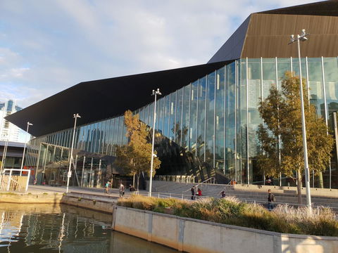 Trendy City Pad Melbourne - Goulburn Accommodation 20