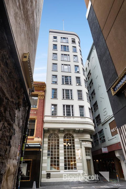 Spacious Designer Warehouse Melbourne CBD Apartment - Goulburn Accommodation 1