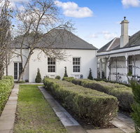 Camellia Cottage - Goulburn Accommodation