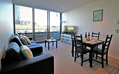 Auzzie Apartments Docklands, Melbourne - Goulburn Accommodation 4